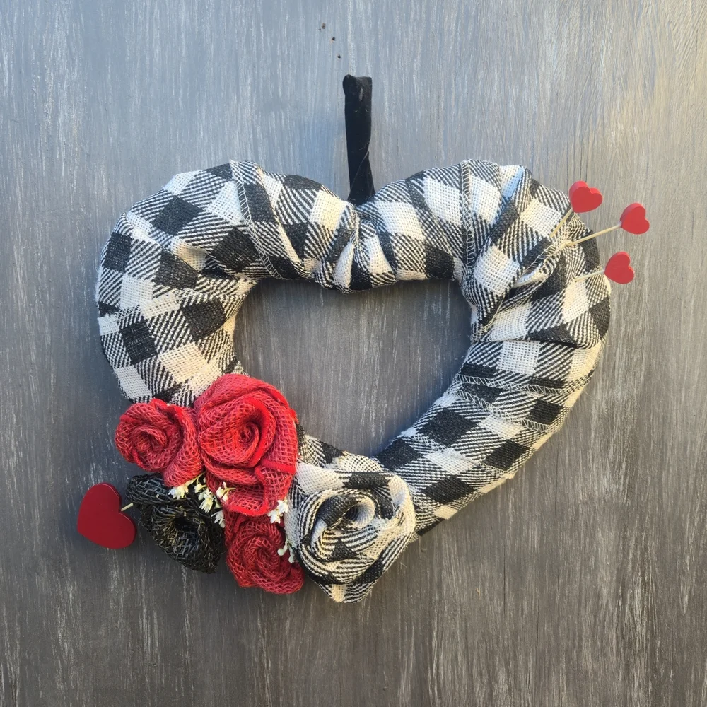Handmade Heart-shaped Valentine's Day Wreath with black and white buffalo plaid